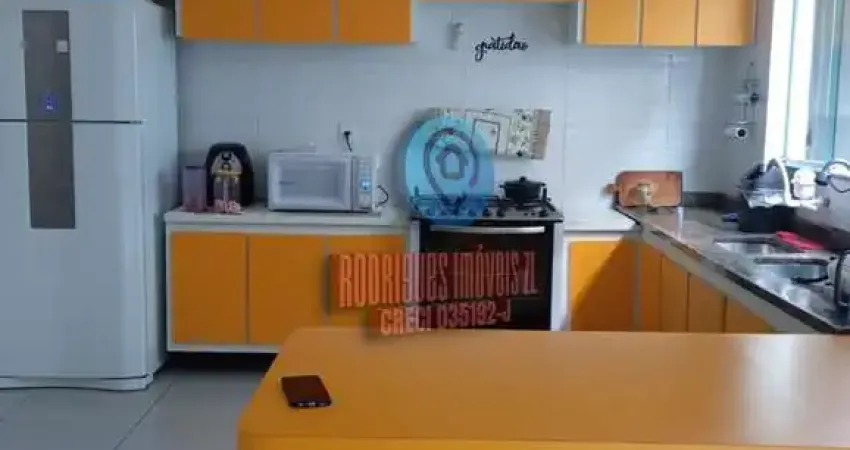 Casa á venda com 3 dormitórios, 200m² em itaim paulista (zona leste) por r$ 480.000. imóvel residencial em são paulo/sp.