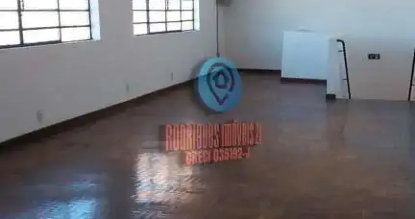 Casa comercial para alugar no Jardim Rosana, Ferraz de Vasconcelos