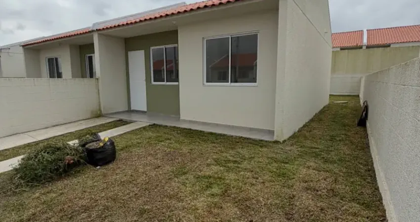 Casa em condomínio fechado com 2 quartos à venda na Avenida Mato Grosso, 2660, Estados, Fazenda Rio Grande
