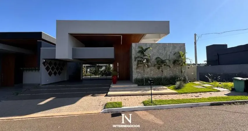 Casa térrea de alto padrão à venda no condomínio ecogarden | 3 suítes, piscina, energia solar 258m²