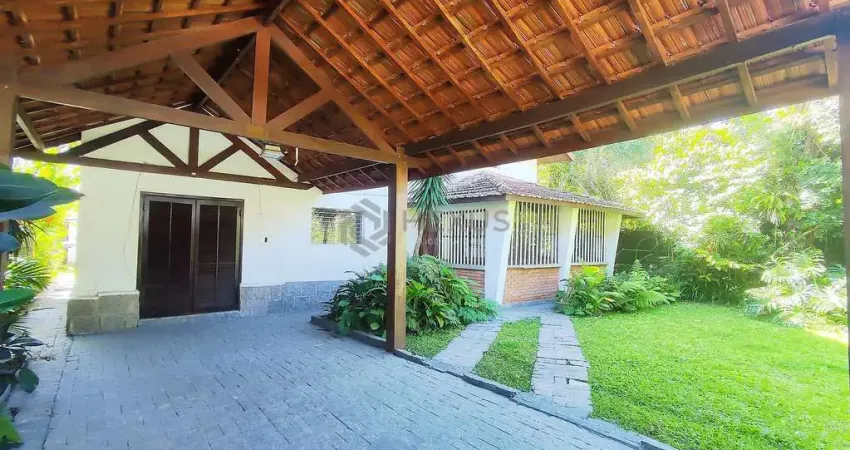 Casa com 4 quartos à venda na Rua Oscar Pereira dos Santos, 241, Jardim Guaiuba, Guarujá