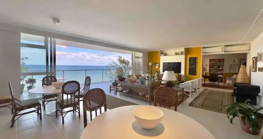 Apartamento frente mar com varanda e lazer na praia das pitangueiras, hexus