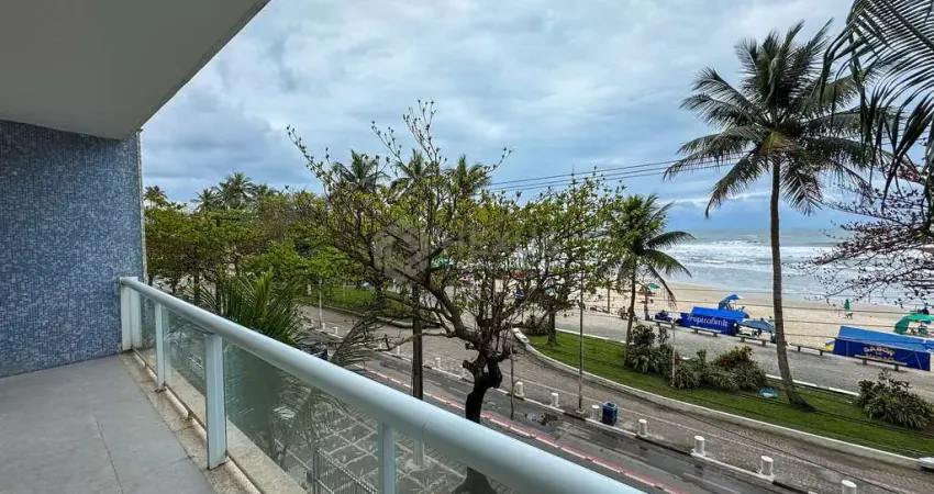 Apartamento frente mar com varanda na praia das pitangueiras, guaruja