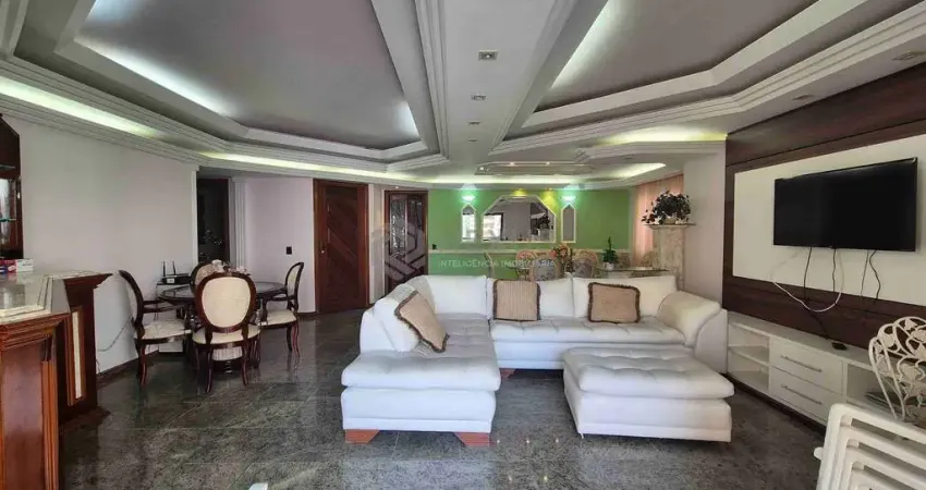 Apartamento com varanda e lazer na praia das pitangueiras, guaruja