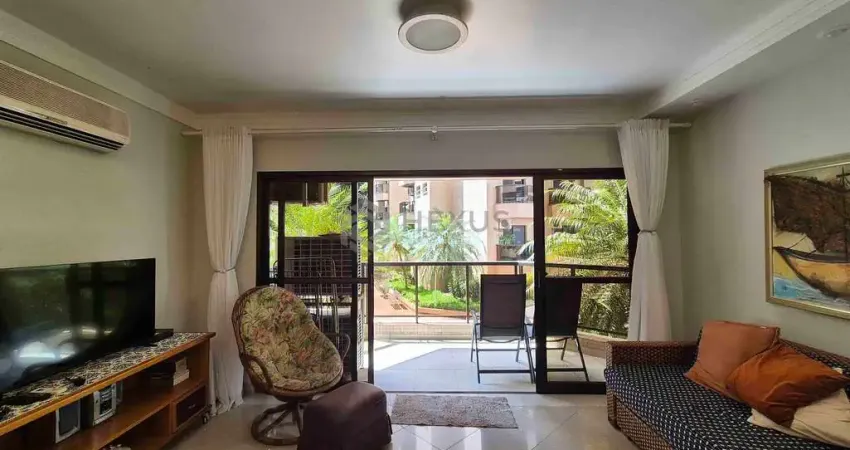 Apartamento com varanda e lazer na praia das pitangueiras, guaruja