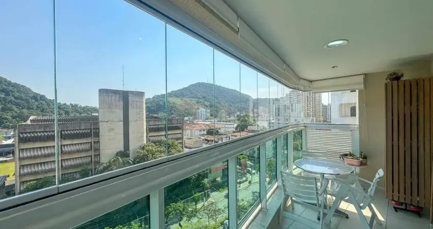 Apartamento na praia das pitangueiras com varanda gourmet.