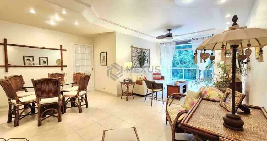 Apartamento com varanda e lazer na praia das pitangueiras, guaruja