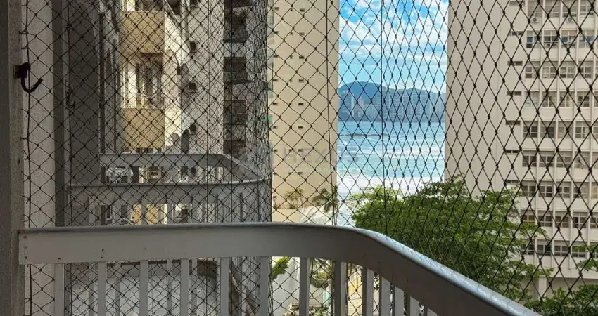 Apartamento beira mar com varanda e vista mar na praia das pitangueiras, guaruja