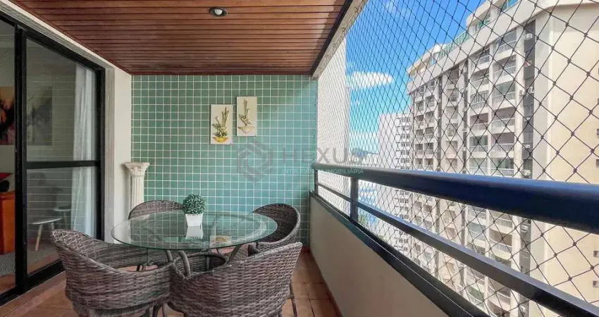 Apartamento com varanda, lazer e vista mar na quadra-mar da praia das pitangueiras, guaruja