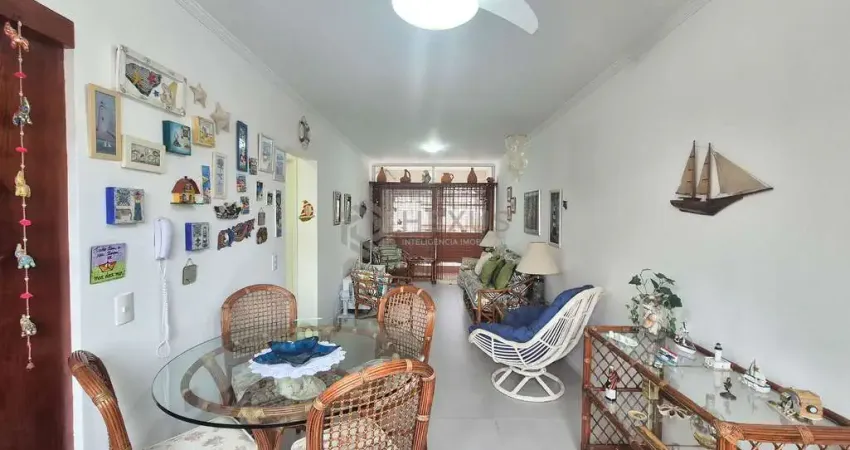 Apartamento com varanda e lazer a duas quadras da praia das pitangueiras, guaruja