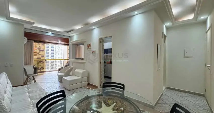 Apartamento com varanda e lazer a uma quadra da praia das pitangueiras, guaruja