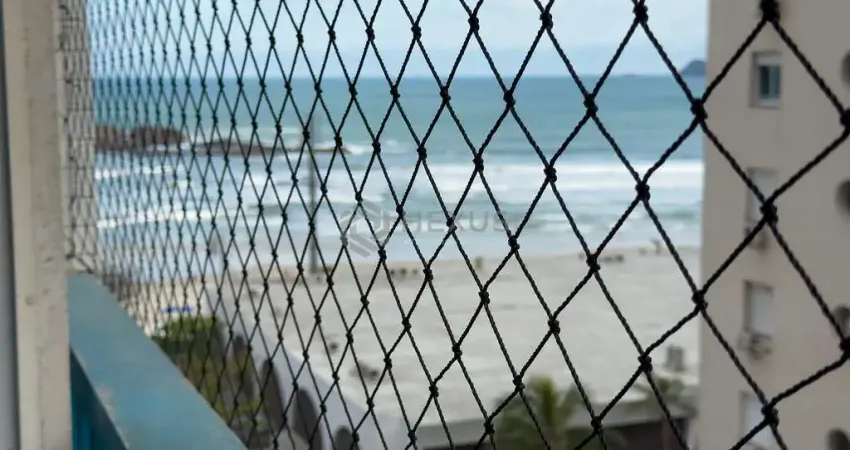 Apartamento com vista mar na quadra mar da praia das pitangueiras, guaruja