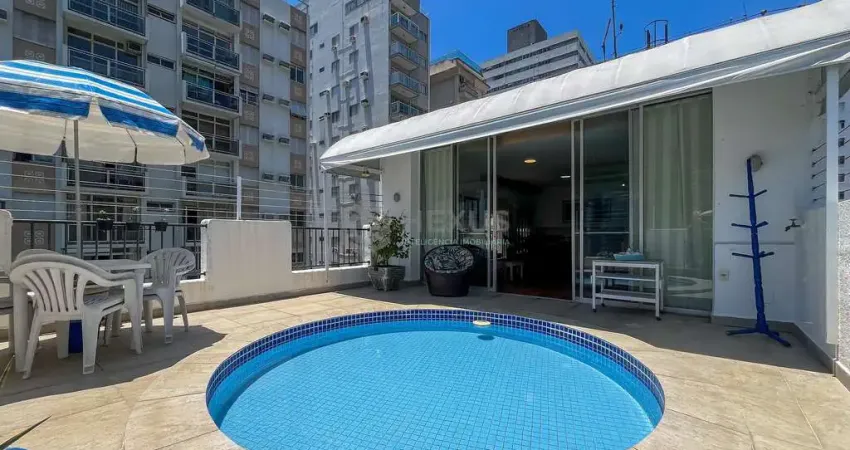 Cobertura com piscina e vista mar na praia das pitangueiras, guaruja