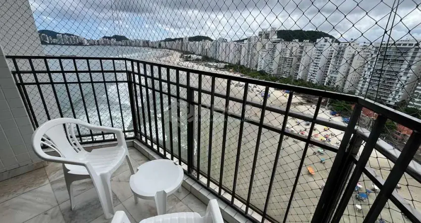Apartamento frente mar com varanda na praia das pitangueiras, guaruja