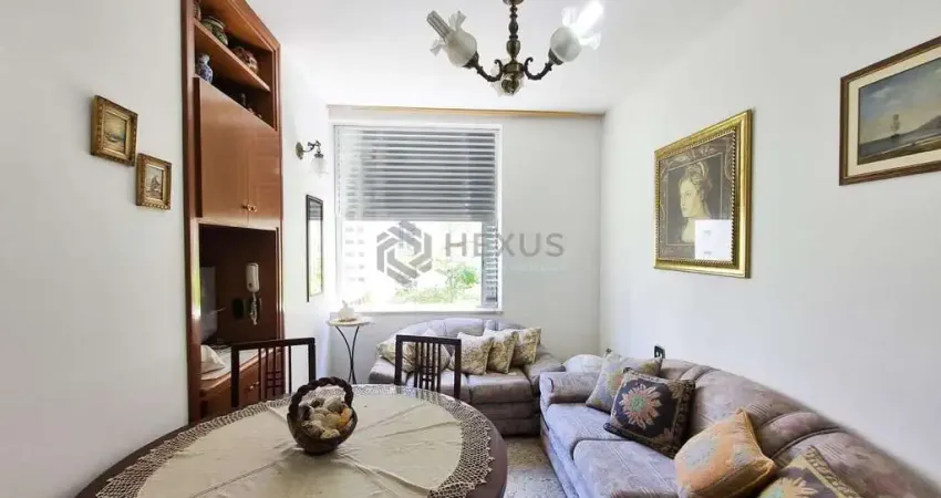 Apartamento na quadra mar da praia das pitangueiras, guaruja