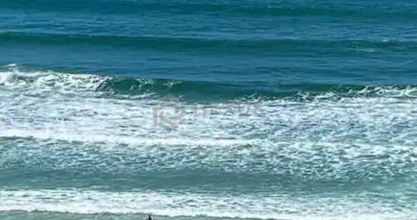 Apartamento com varanda, lazer e vista mar na quadra mar da praia das pitangueiras, guaruja