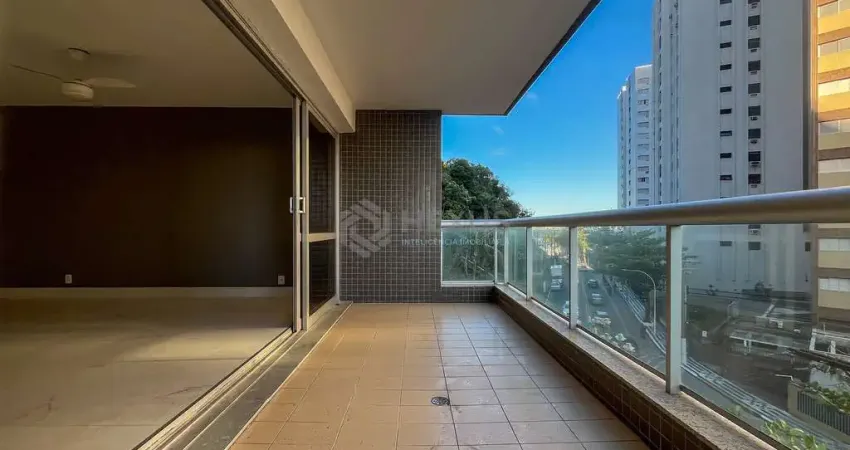 Apartamento frente mar com varanda, lazer e vista mar na praia das pitangueiras, guaruja