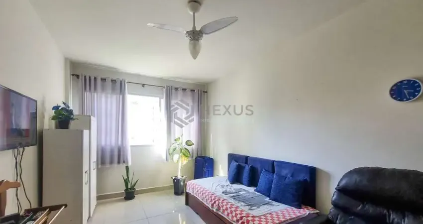 Apartamento mobiliado na quadra mar da praia das pitangueiras, guaruja