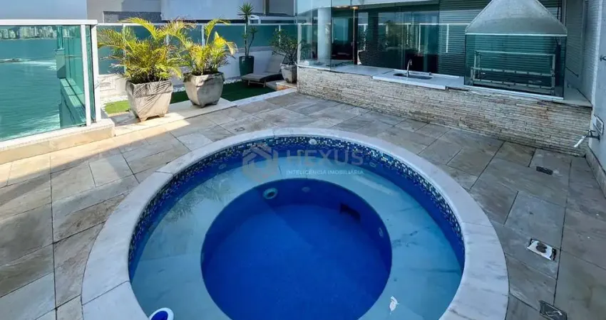 Cobertura frente mar com piscina e área gourmet na praia das pitangueiras, guaruja