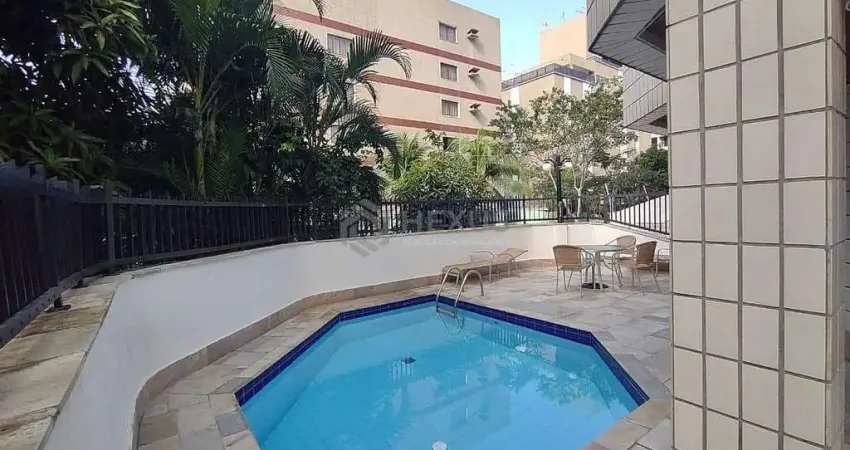Apartamento com varanda e lazer na praia da enseada, guaruja