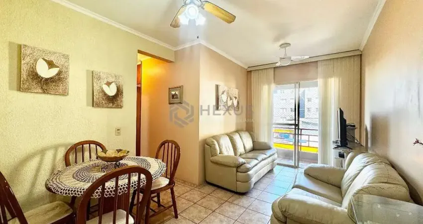 Apartamento com varanda e lazer na praia da enseada, guarujá-sp.