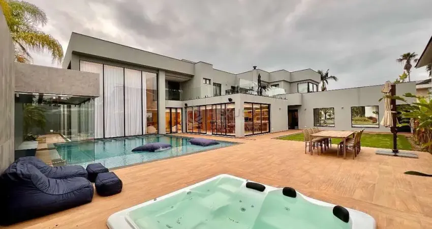 Casa nova reformada com piscina e área gourmet no acapulco, guaruja