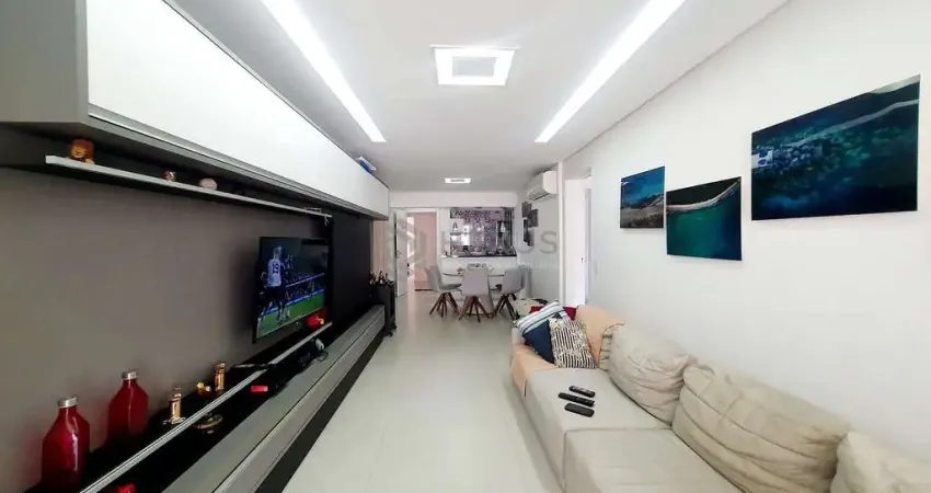 Apartamento reformado frente mar com varanda gourmet e lazer em prédio novo na praia das asturias,