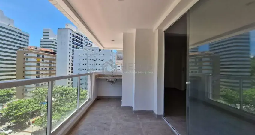 Apartamento com varanda gourmet e lazer em prédio novo a uma quadra da Praia das Astúrias, Guaruja