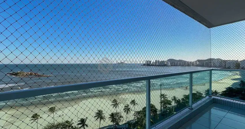 Apartamento reformado frente mar com varanda vista mar na Praia das Pitangueiras, Guaruja