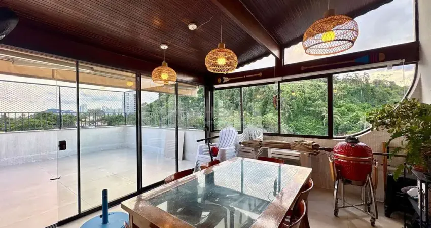 Cobertura penthouse com varanda gourmet na Praia da Enseada, Guaruja
