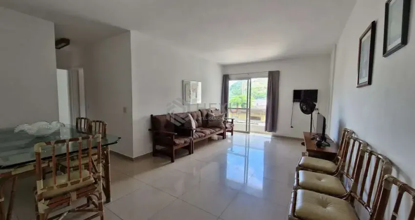 Apartamento com varanda e lazer na Praia das Pitangueiras, Guaruja