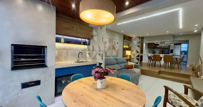 Apartamento reformado com varanda gourmet e lazer na beira mar da Praia das Asturias, Guaruja