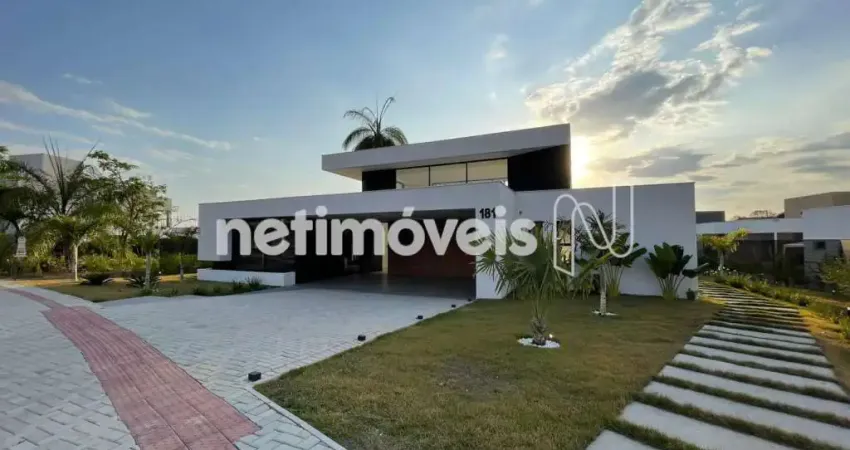 Casa em condomínio fechado com 4 quartos à venda no Gran Royale, Betim