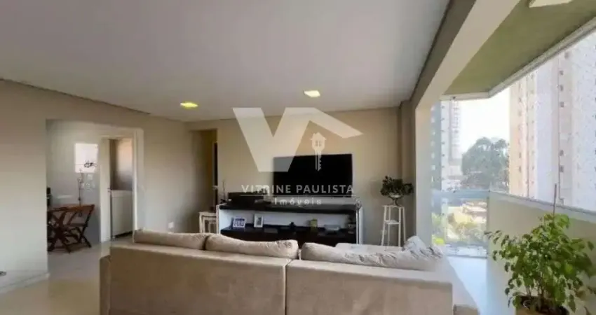 Apartamento à venda na vila mariana com 3 quartos (1 suíte) e 2 vagas, lazer com piscina, academia, quadra, churrasqueira e salão de festas.