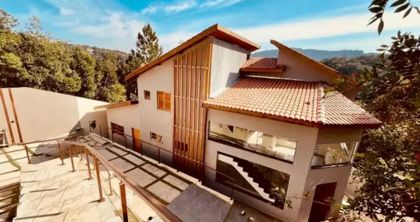 Bela casa, com vista incrível para a represa, em condomínio - mairiporã!