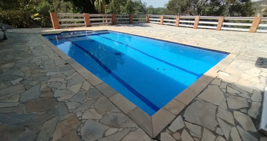 Oportunida casa com acesso exclusivo à represa  em mairiporã -sp ( aceita 50% entrada e parcelas direto )