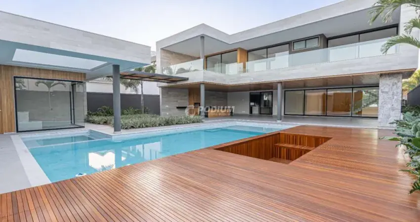 Barra da Tijuca | Casa Duplex 5 quartos, sendo 5 suites