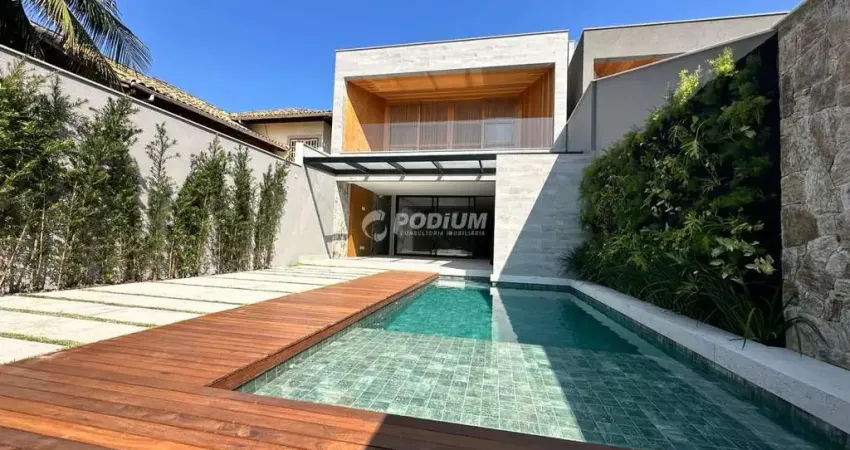 Casa em condomínio fechado com 4 quartos à venda na Rua Ivaldo de Azambuja, Barra da Tijuca, Rio de Janeiro