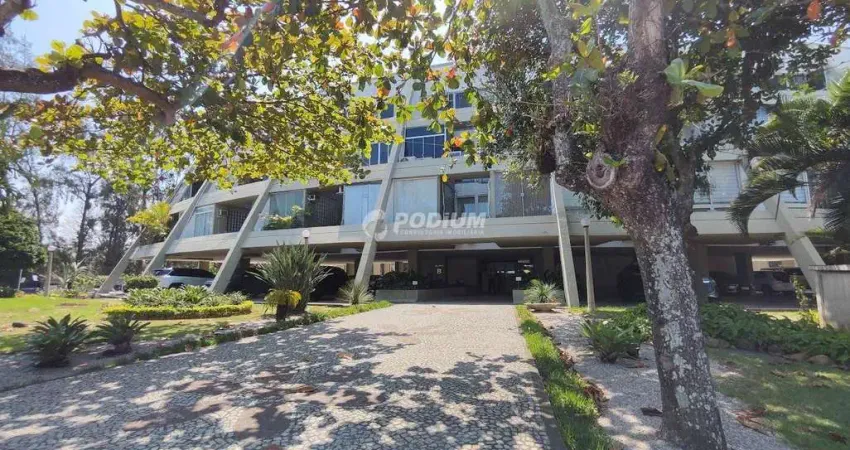 Sala comercial 48m² no blue sky offices – reformada, moderna e com vaga de garagem.