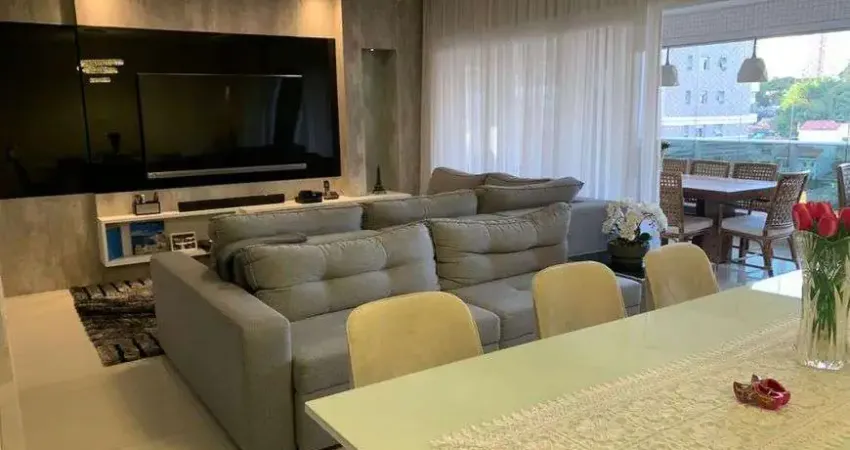 Apartamento para venda possui 180 metros quadrados com 3 quartos