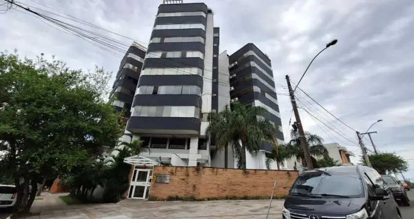 Cobertura semimobiliada, 02 suítes, sacada, churrasqueira e piscina, no centro de canoas