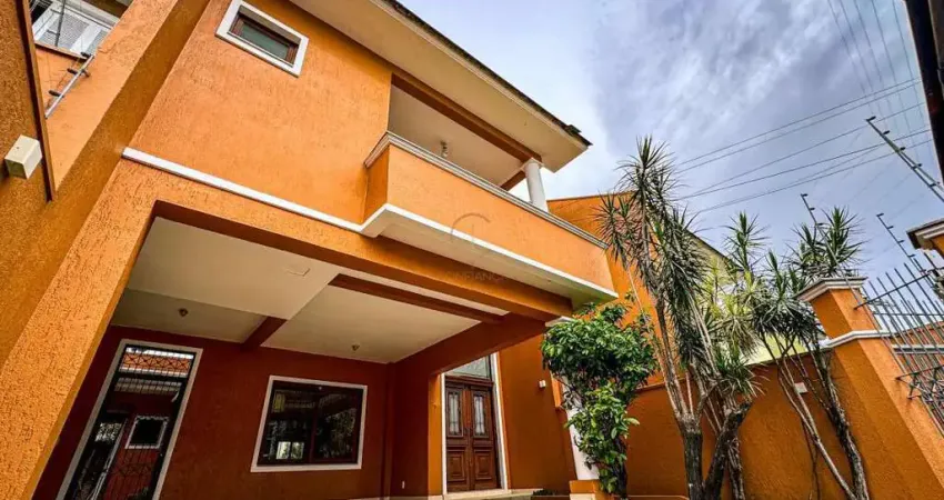Casa com 3 quartos à venda na Rua Bélgica, 65, Moinhos De Vento, Canoas