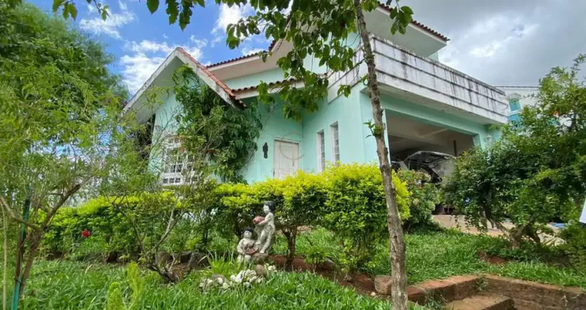 Casa com 3 quartos à venda na Rua Centaurus, 14, Moinhos De Vento, Canoas