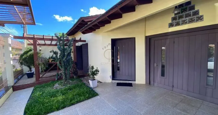 Sobrado 02 dormitórios sendo 02 suítes/moinhos de vento canoas