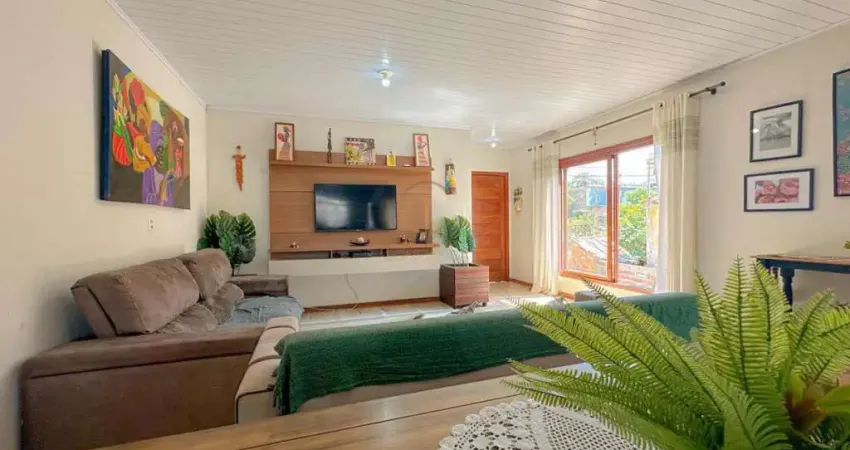 Excelente sobrado no bairro nossa senhora das graças com suite, 2 vagas de caragens coberta e amplo pátio