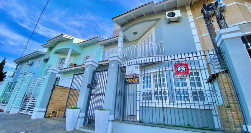 Casa com 3 quartos à venda na Rua Maria Agiova Ghilardi, 24, Centro, Canoas