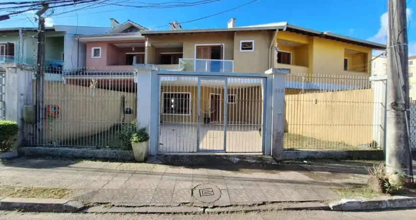 Sobrado com 3 dormitórios no bairro nossa senhora das graças