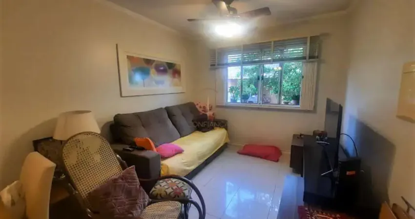 Casa em condomínio com 4 dormitórios, suíte americana, centro de  canoas/rs.