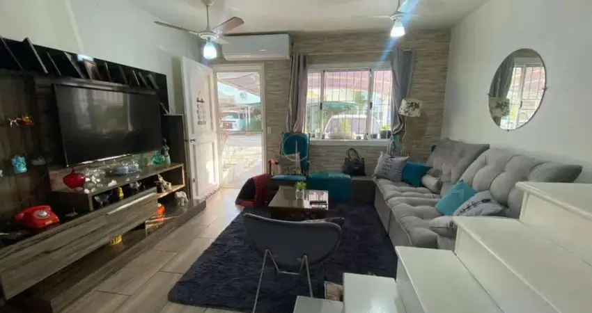 Sobrado em condomínio com 03 dormitórios, sendo 01 suíte. no rio branco em canoas