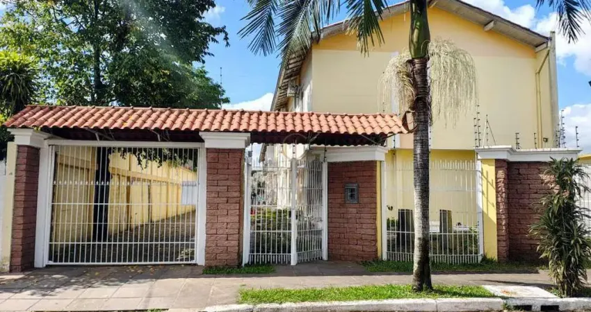 Sobrado 02 dormitórios, 01 vaga , semi mobiliado em condomínio no bairro nossa senhora das graças